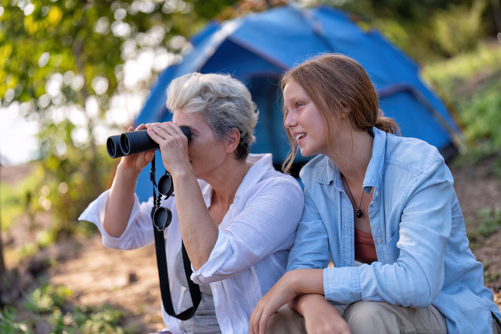 bird-watching-from-a-tent